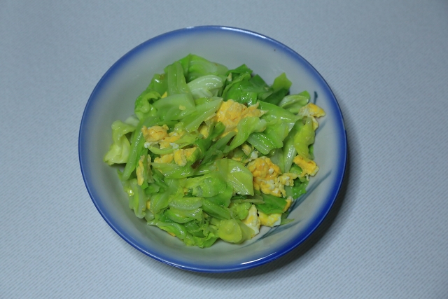 キャベツの卵とじ